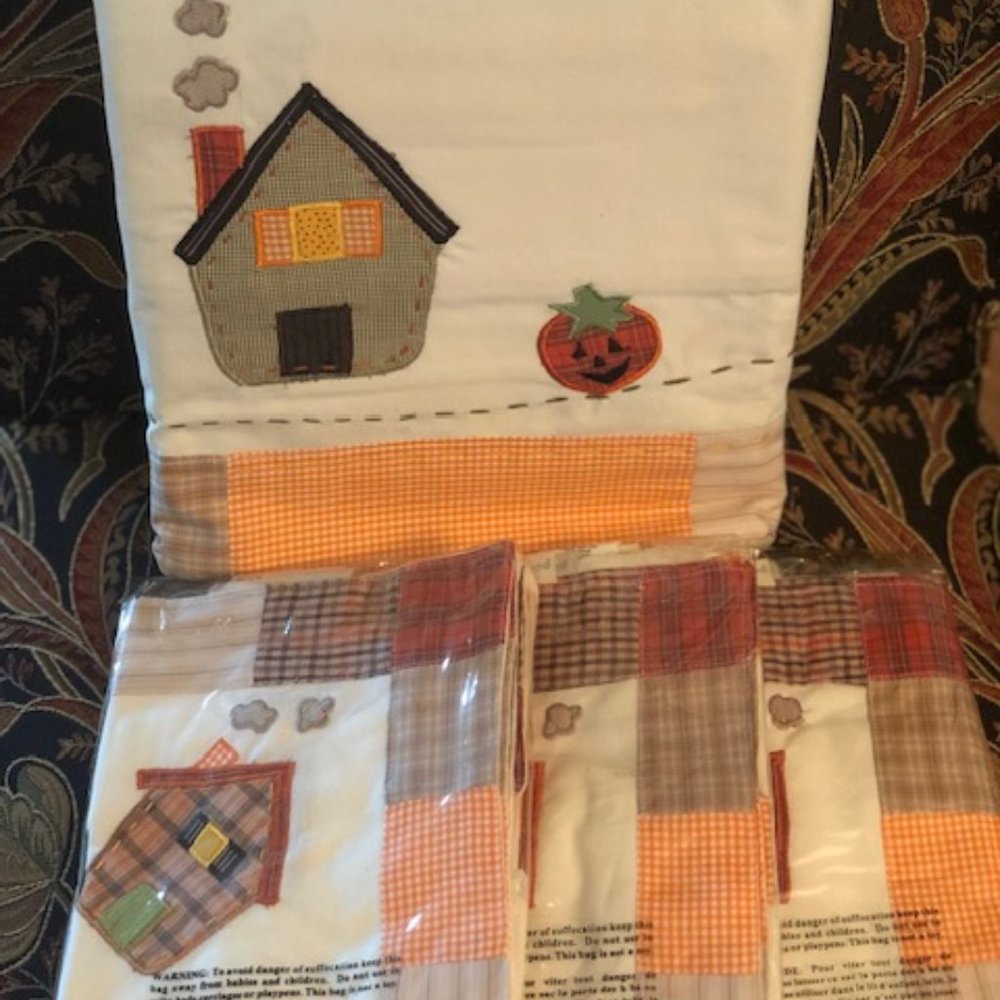 Pottery Barn Halloween Tablecloth, 70x90, 100% Cotton